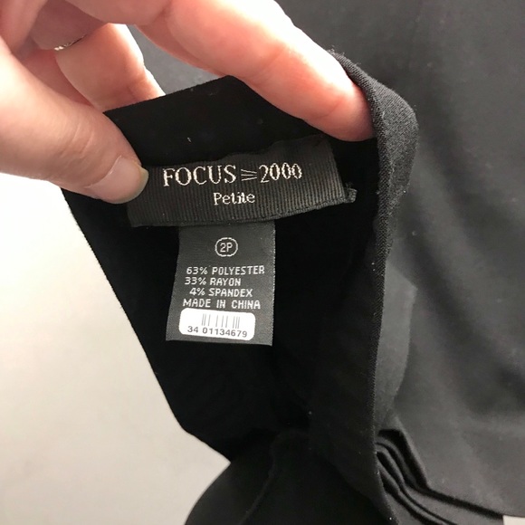 Black Dress Pants - Size 2 - Picture 1 of 3